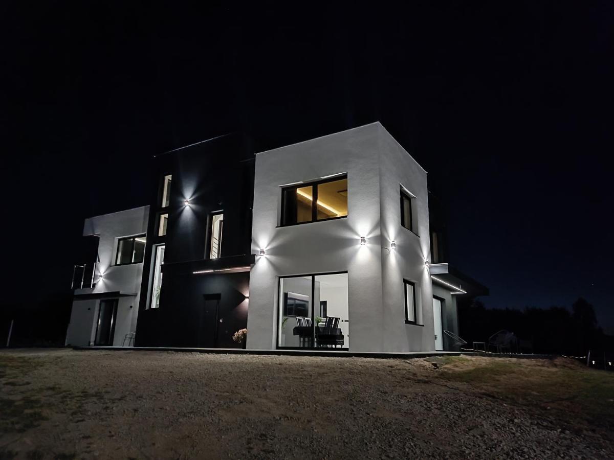 Modern Rancho - Apartamenty Nad Rzeka, Przy Stadninie Koni Kruszyna  Εξωτερικό φωτογραφία