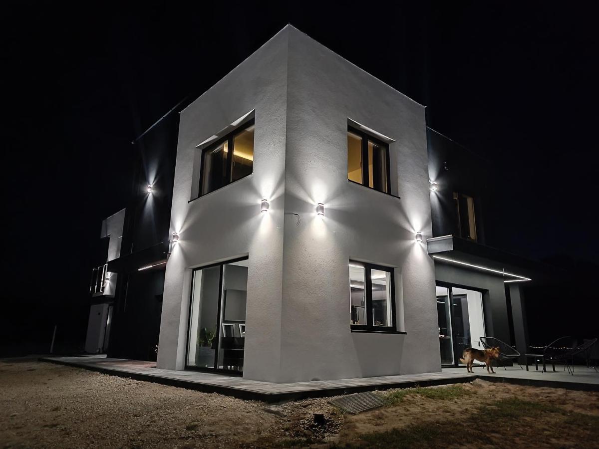 Modern Rancho - Apartamenty Nad Rzeka, Przy Stadninie Koni Kruszyna  Εξωτερικό φωτογραφία