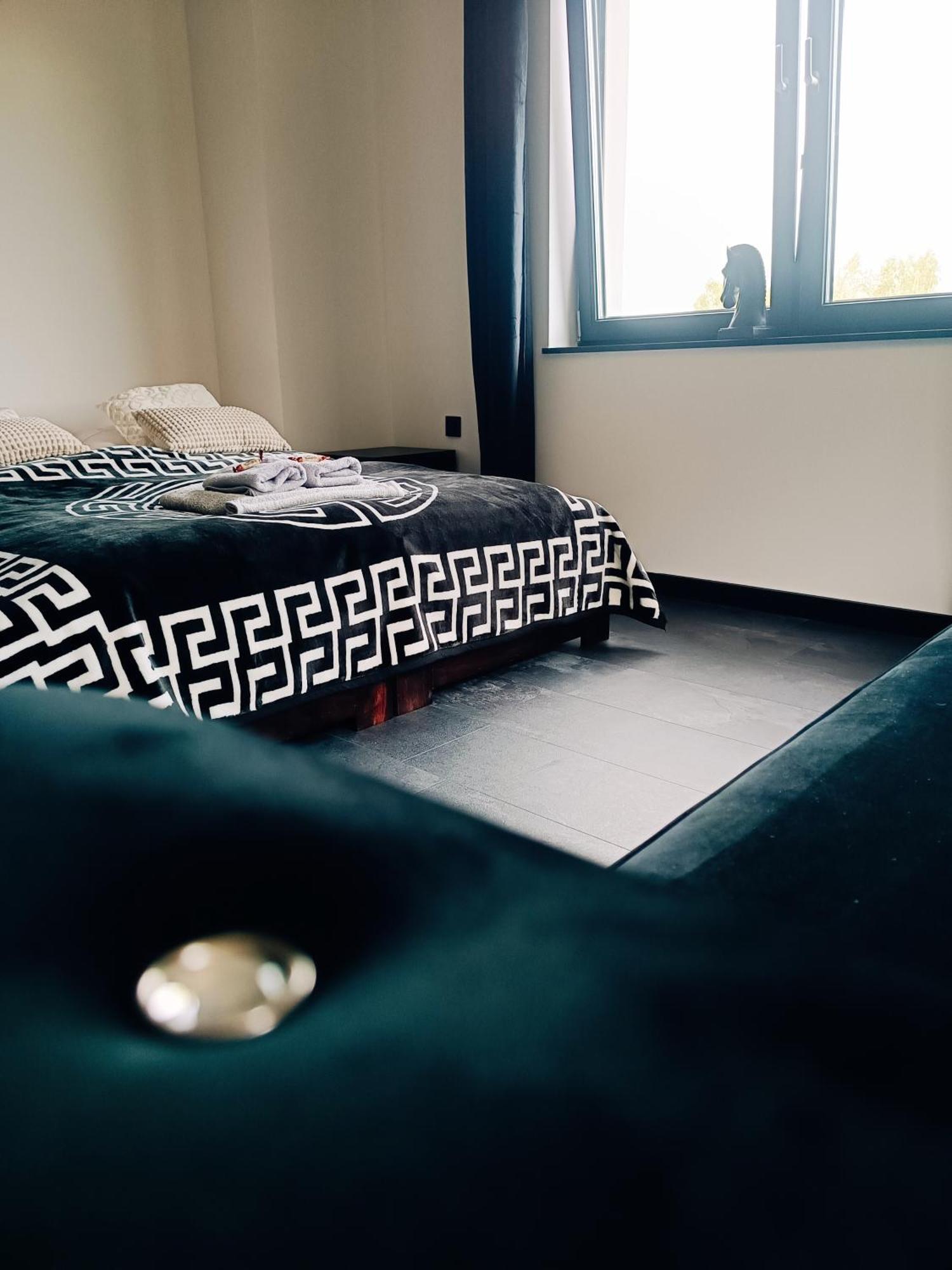 Modern Rancho - Apartamenty Nad Rzeka, Przy Stadninie Koni Kruszyna  Εξωτερικό φωτογραφία