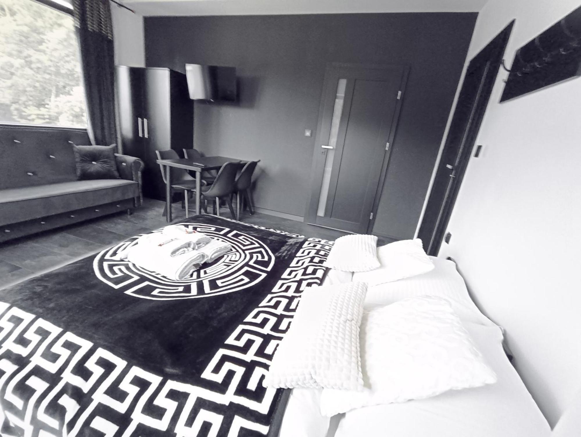 Modern Rancho - Apartamenty Nad Rzeka, Przy Stadninie Koni Kruszyna  Εξωτερικό φωτογραφία